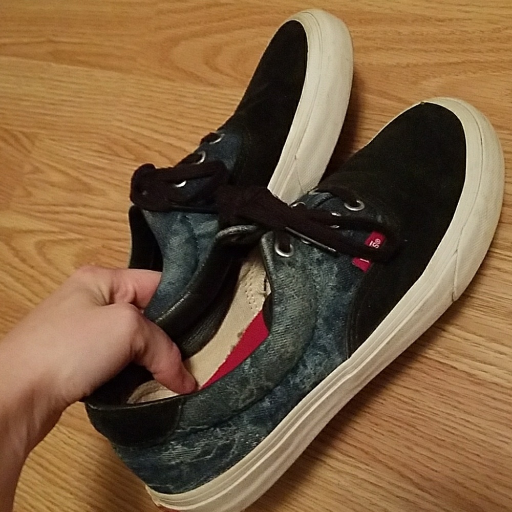 Black denim Vans!